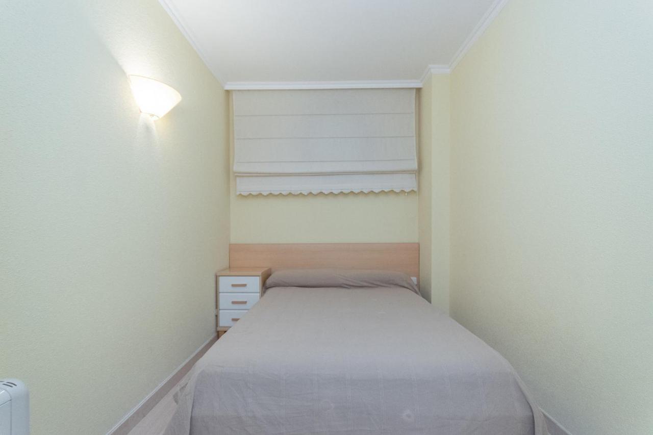 Apartamento Port Canigo bajo vista piscina Roses Exterior foto